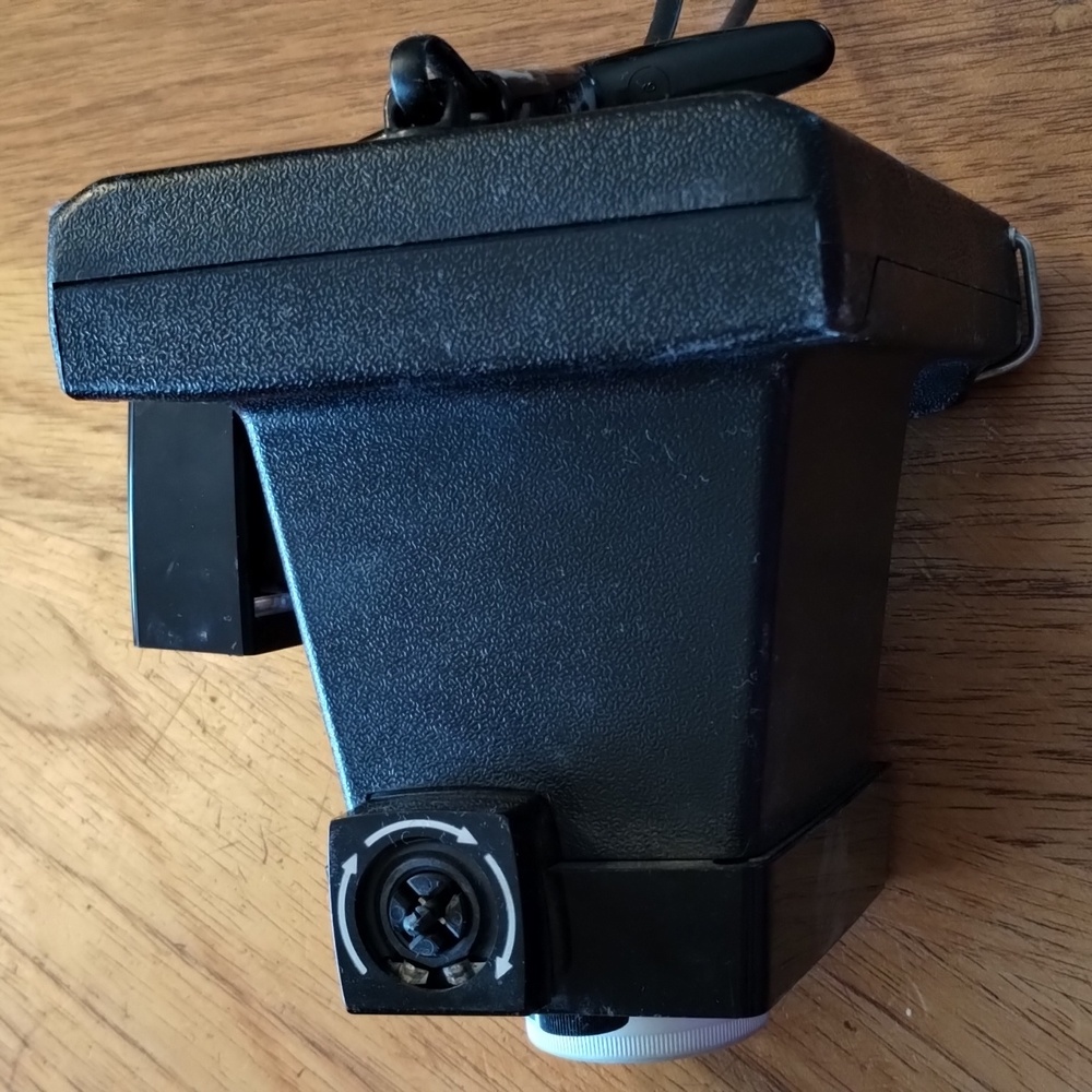 Polaroid Camera - Picture 6 of 8